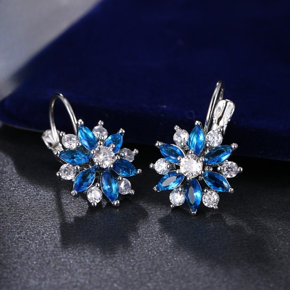 EJG 925 Sterling Silver Blue and White Snowflake Hoop Earring Buckle Light Luxury Winter Flower Exquisite Fashion Cold Style Two Colors Daily Versatile Female Earrings, Suitable for Back to, Party, Valentine'S Day Gift, Christmas Gift